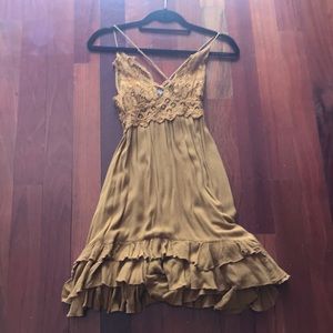 Size XS Free People dress! Only worn once. Mustard yellow.